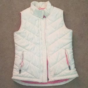 Whitish beige vest